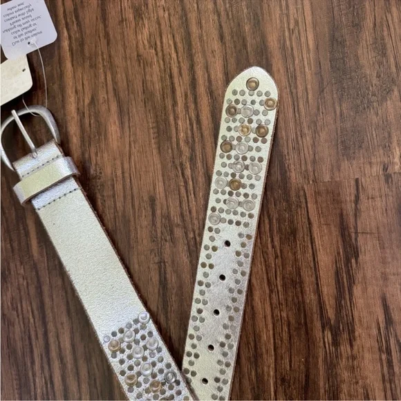 Free people metallic studded belt size M/L(34”-39”) display picture 3